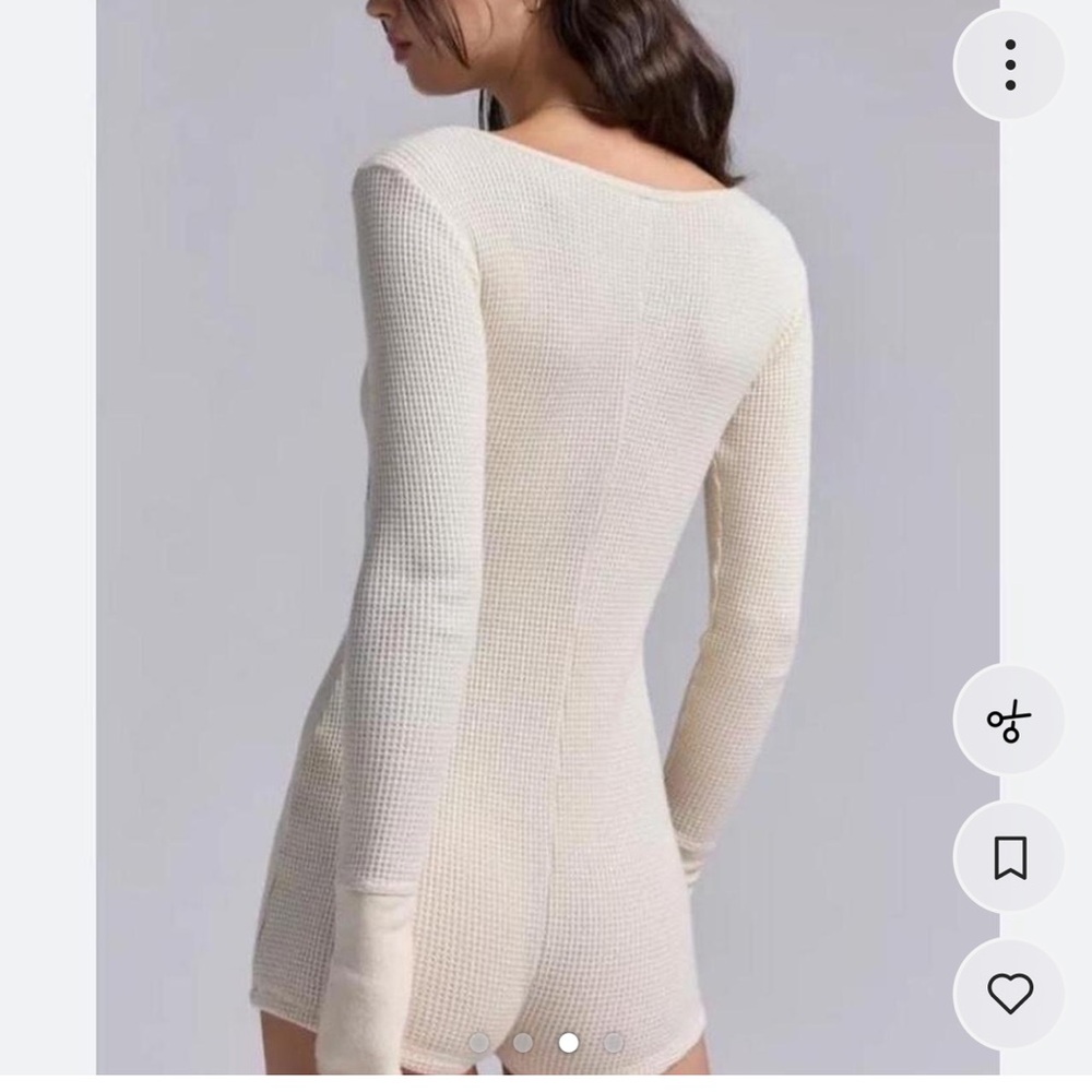 Urban Outfitters Cream sleep romper with Festive Pattern - Picture 2 of 3
